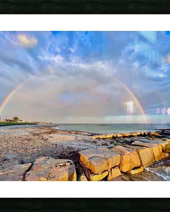 2474016 :: Framed Print