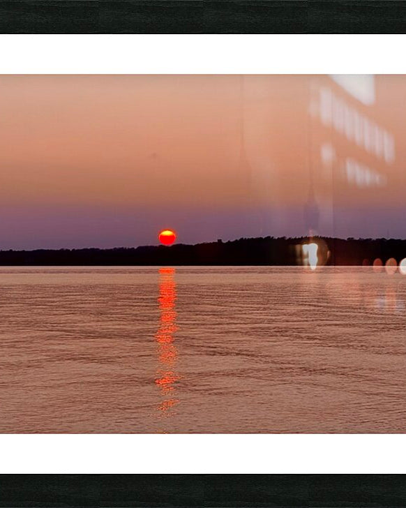 2498022 :: Framed Print