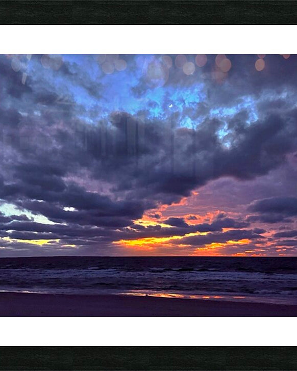 2546272 :: Framed Print