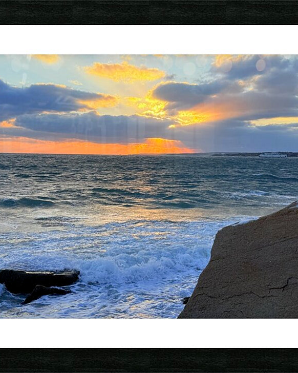 2546278 :: Framed Print