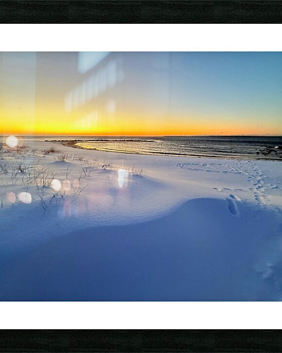 2552377 :: Framed Print