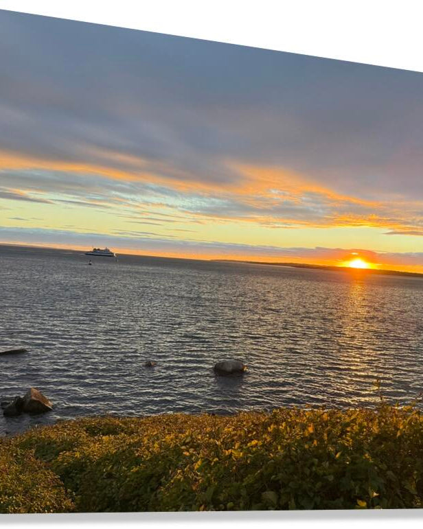 2475308 :: Giclée Stretched Canvas Print