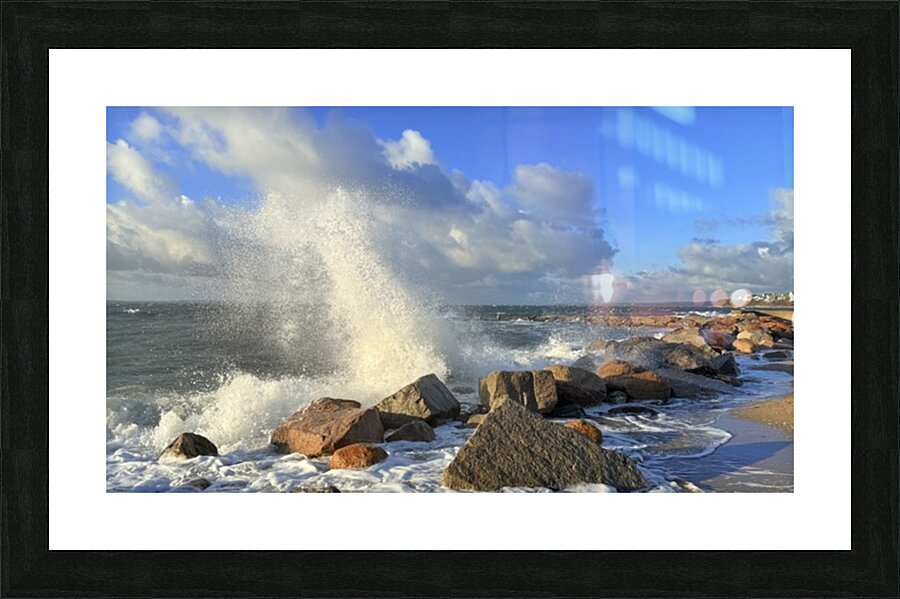 2483350 :: Framed Print